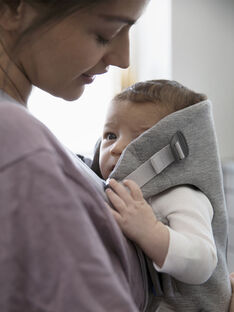 Porte-bébé Mini en jersey gris clair PBB MINI GRIS / 18PBDP009PBBJ906