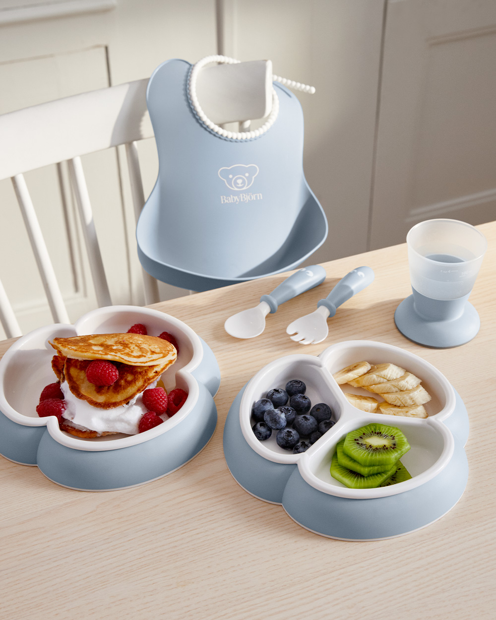 Coffret repas 8 pièces Coloris bleu pastel Babybjörn