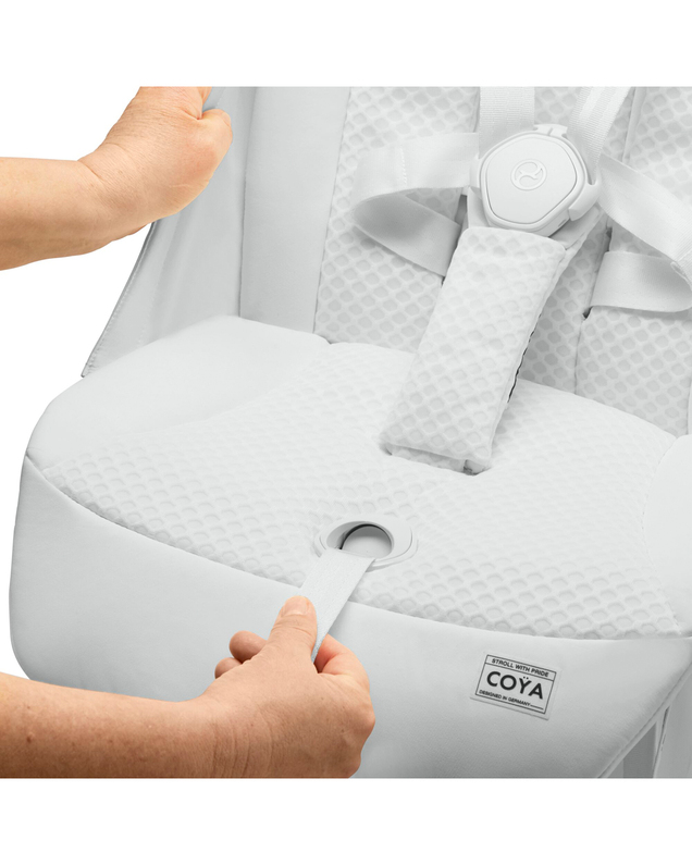 Poussette Coya modèle Urban Mobility Coloris white Cybex