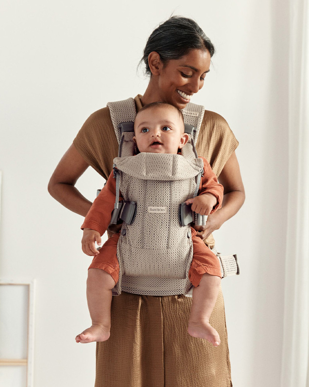 Porte-bébé One Air Mesh 3D Coloris gris beige Babybjörn