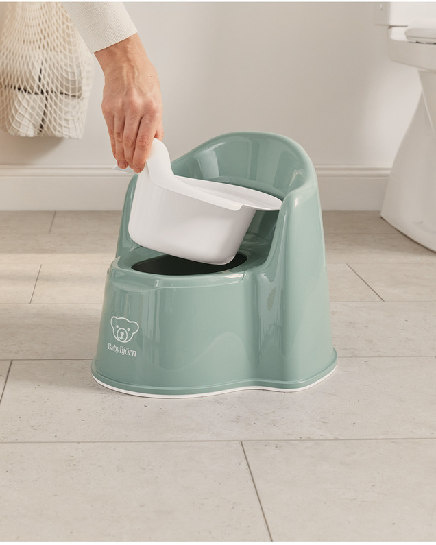 Pot fauteuil Coloris vert profond/blanc  Babybjörn