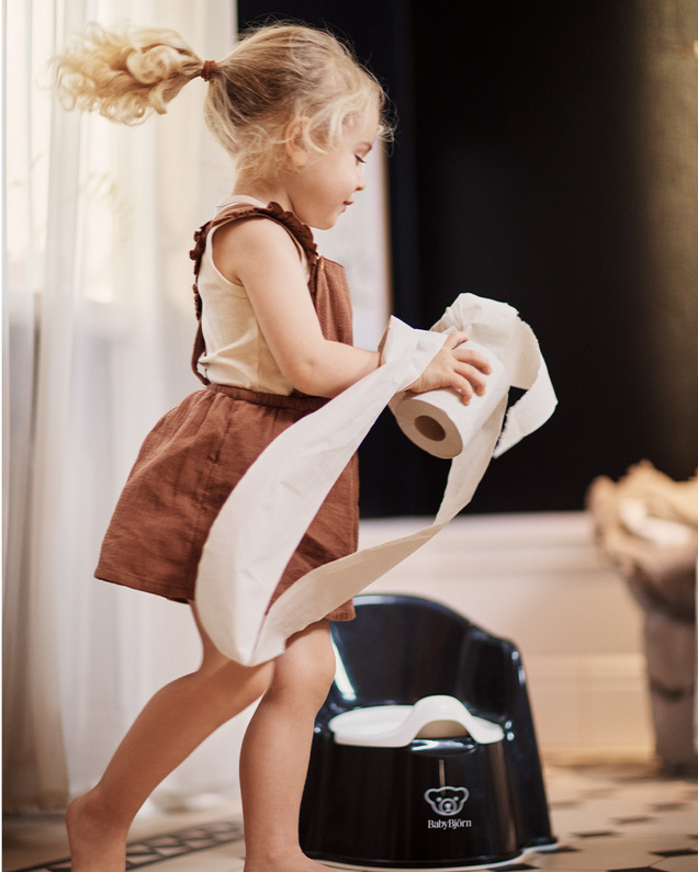 Pot fauteuil Coloris noir/blanc  Babybjörn