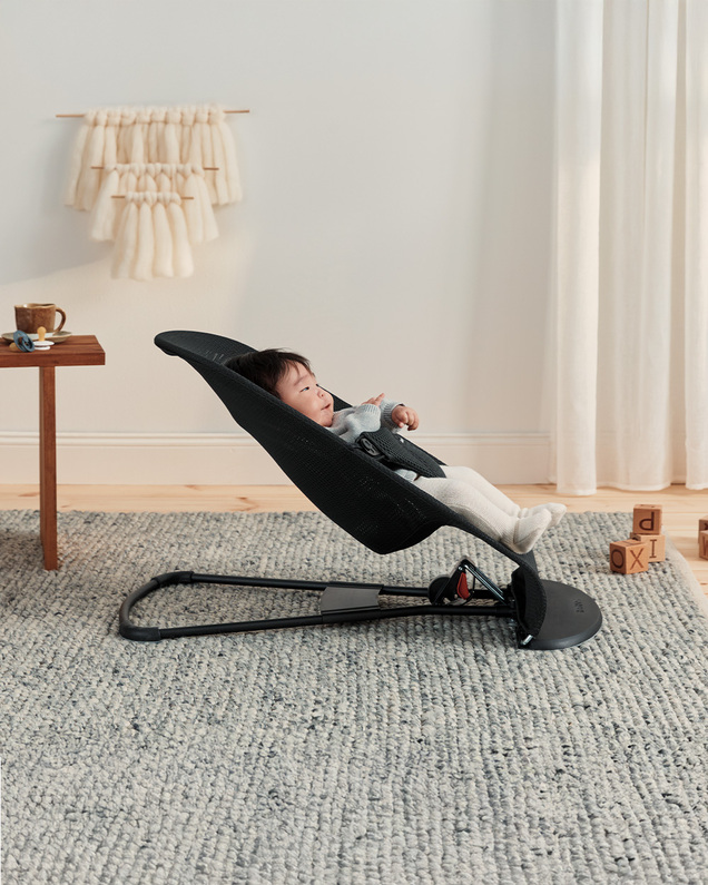 Transat Bliss Mesh Coloris noir Babybjörn