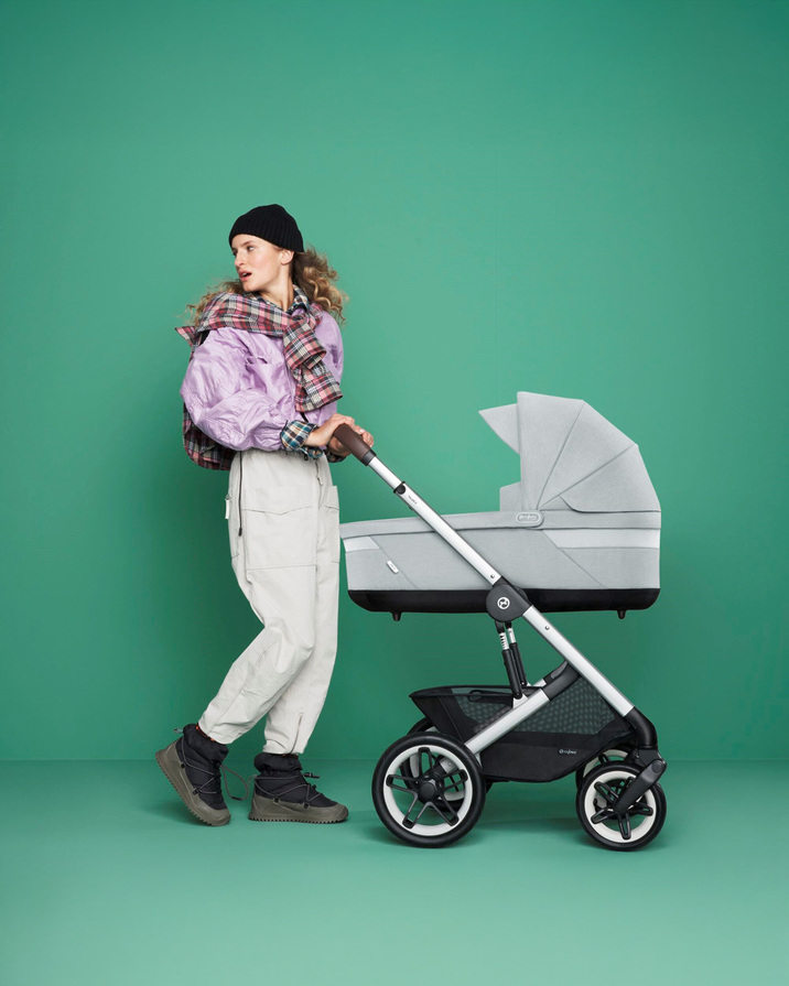 Nacelle Cot S Lux Coloris Almond Beige  Cybex