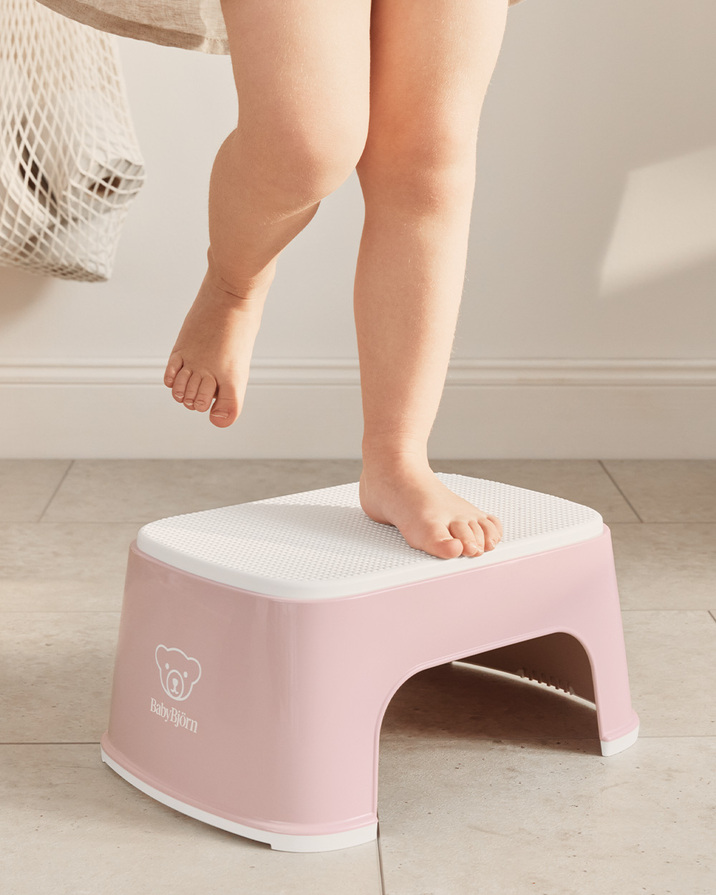 Marchepied Coloris rose pastel/blanc Babybjörn