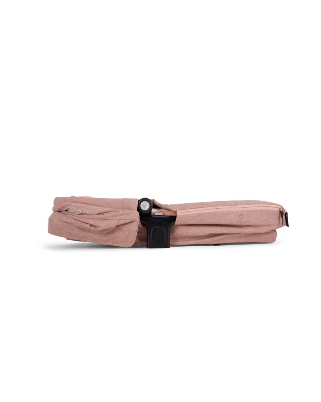Nacelle Triv Next Coloris rose  Nuna