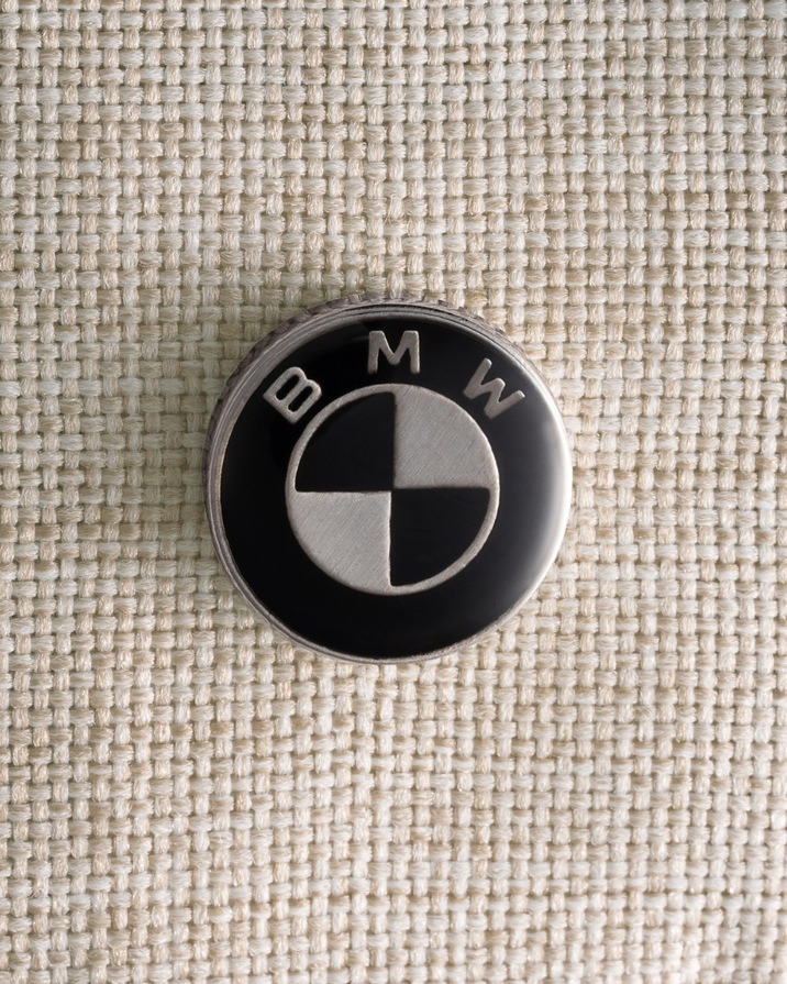 Poussette Trvl lx Nuna x BMW Coloris mica  Nuna