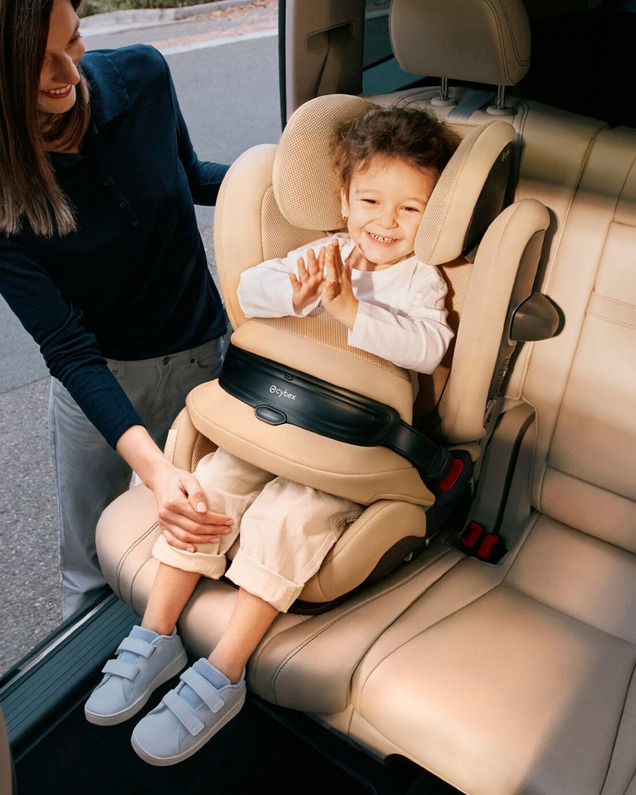 Siège auto Pallas G3 i-Size Coloris almond beige (Plus)  Cybex