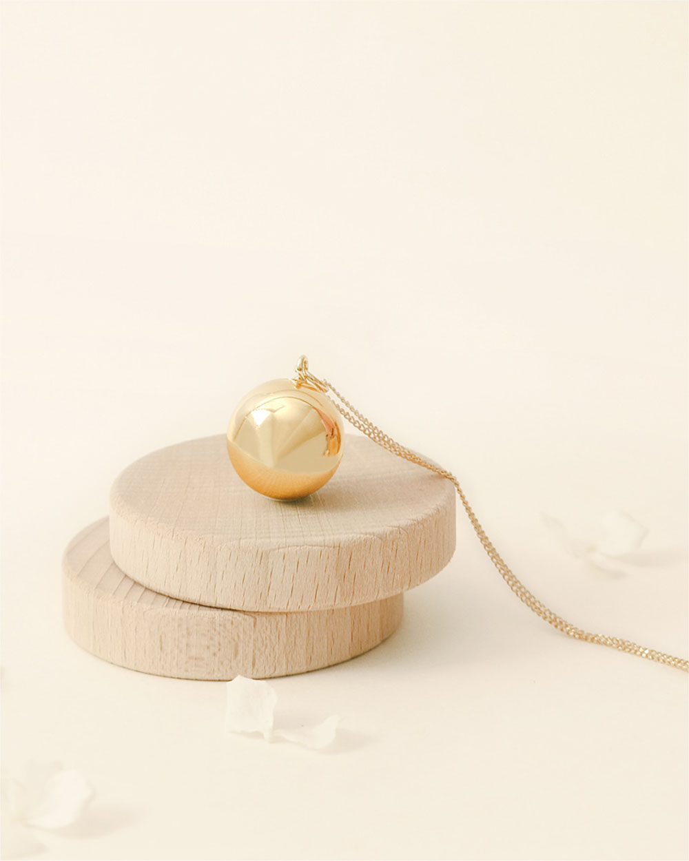 Bola de grossesse Harmony Coloris Or jaune sur chaine Ilado
