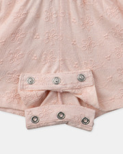 Combinaison courte à broderies fleuries Coloris rose clair Sergent Major