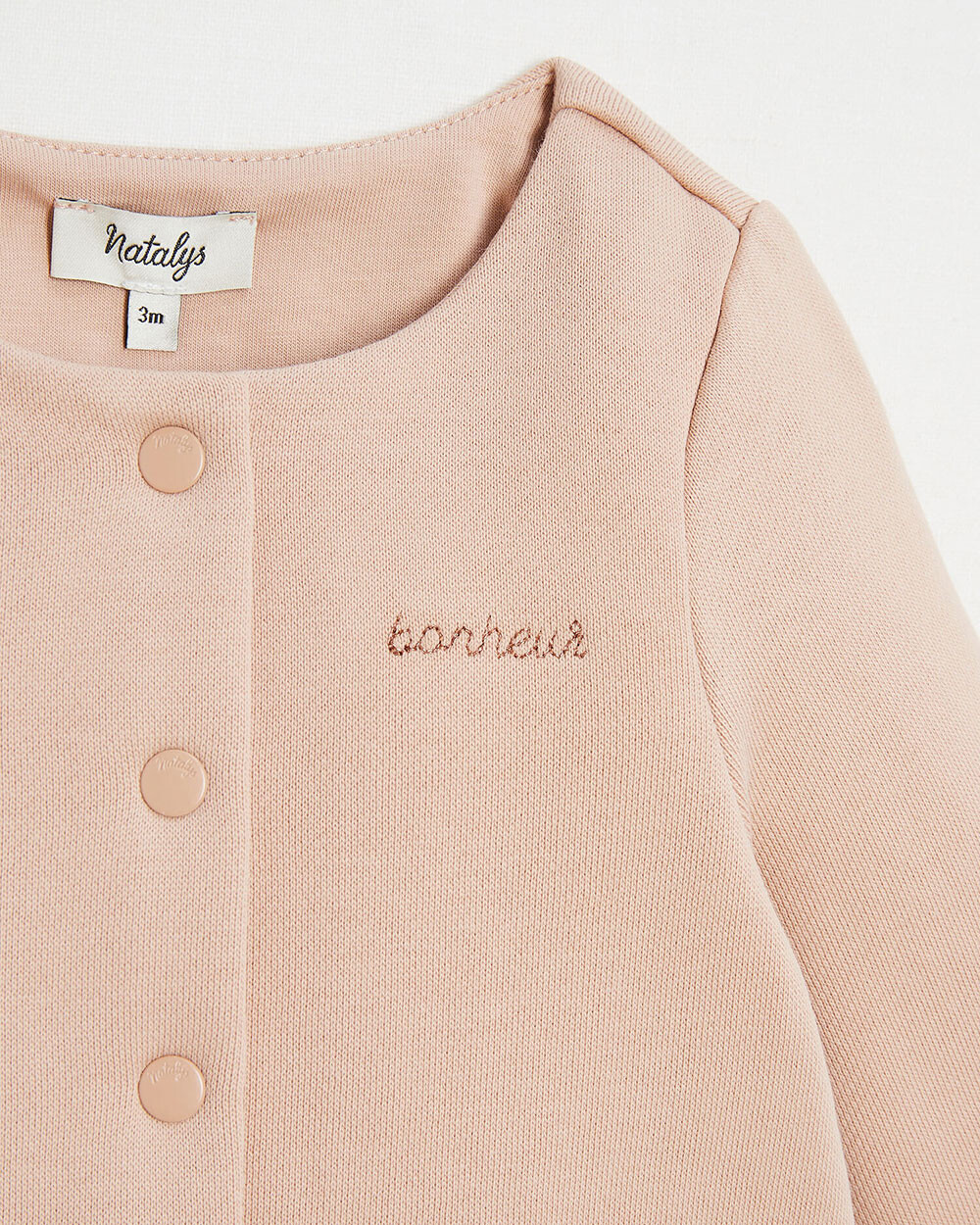 Cardigan en molleton brodé Bonheur Coloris bois de rose Natalys