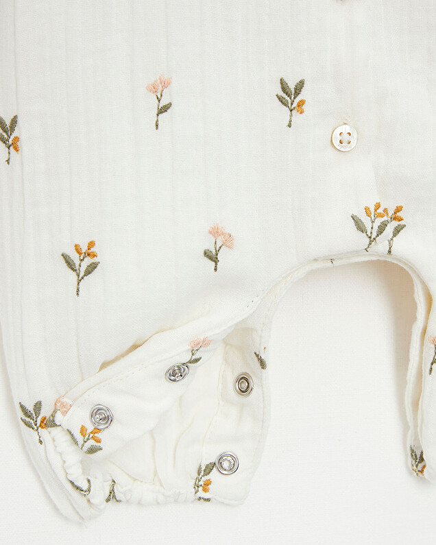 Combinaison longue en gaze de coton Brodée fleurs Natalys