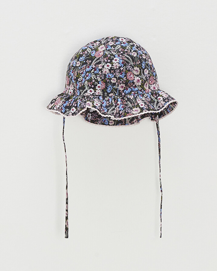 Chapeau en tissu Liberty Imprim&eacute; fleurs  Natalys