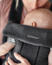 Porte-b&eacute;b&eacute; Mini Jersey 3D Coloris gris charbon  Babybj&ouml;rn