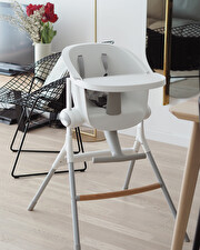 Chaise haute évolutive Up&Down Coloris blanc/gris Béaba