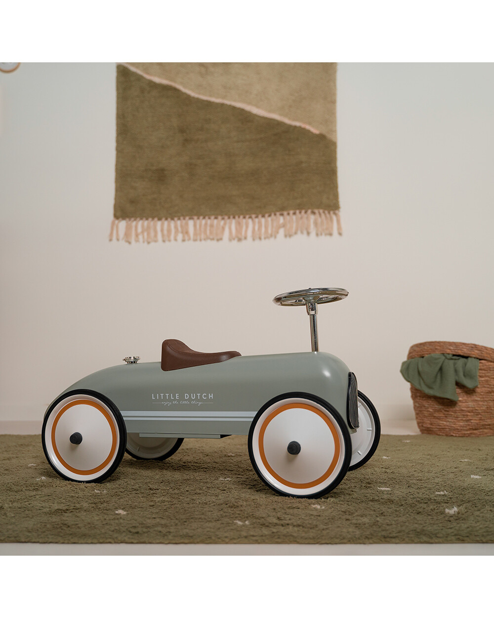 Porteur voiture r&eacute;tro Coloris olive  Little Dutch