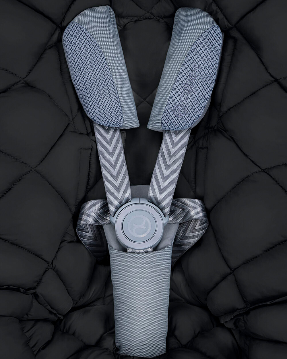 Chancelière Snogga 2 Coloris moon black Cybex