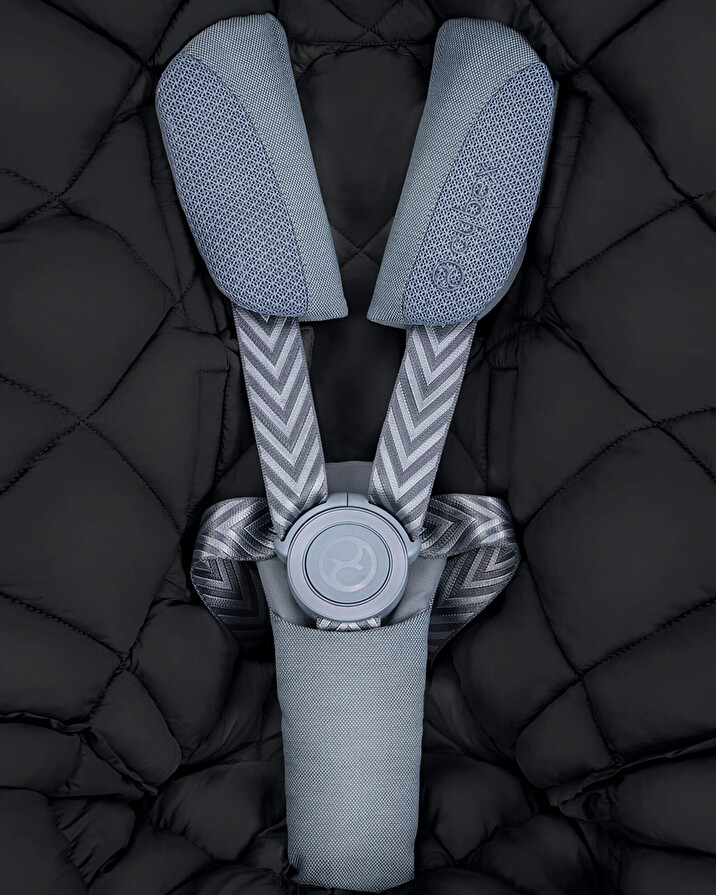 Chancelière Snogga 2 Coloris moon black Cybex
