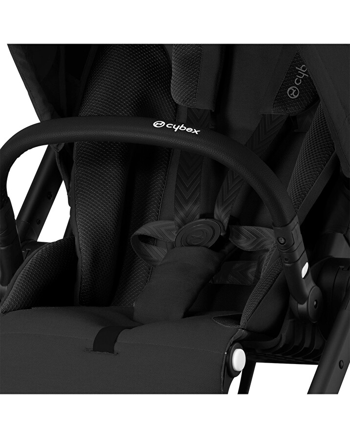 Poussette Balios S Lux Coloris moon black Cybex