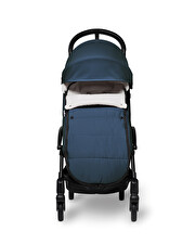 Chancelière poussette YOYO Coloris bleu marine Stokke